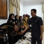 IMG 20250521 WA0000 Gaji Bupati Fahmi Diserahkan ke Kakang Mbekayu 2025 Purbalingga