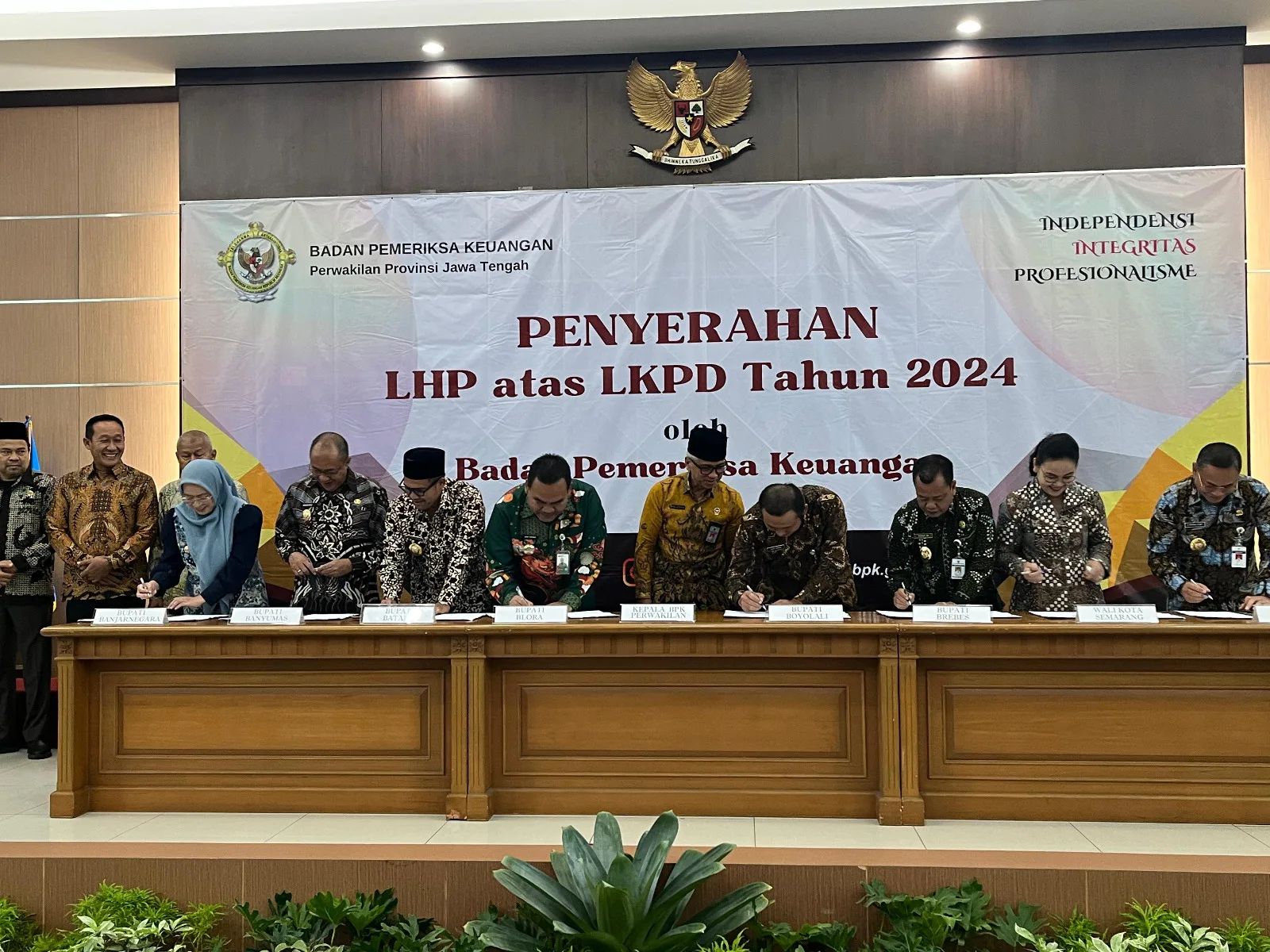 IMG 20250607 WA0007 Sukses Pertahankan WTP 12 Kali, Bupati Banjarnegara Bertekad Terus Mempertahankannya