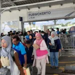 IMG 20250608 WA0002 Warga Berebut Tiket! Lonjakan Penumpang Kereta Daop 5 Purwokerto Cetak Angka Fantastis