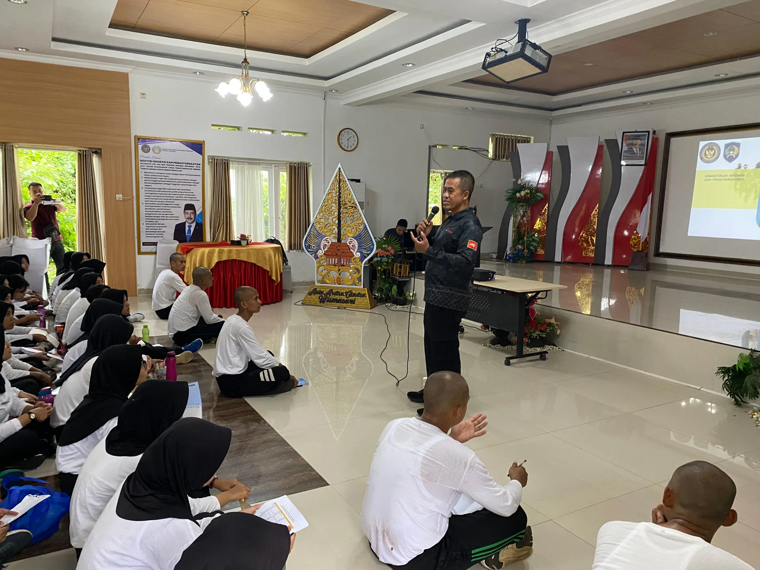 img 20250612 wa0001 scaled Bukan Sekadar Penjaga! Ini Ilmu Rahasia yang Wajib Dikuasai CPNS Pemasyarakatan Menurut Kalapas Karanganyar