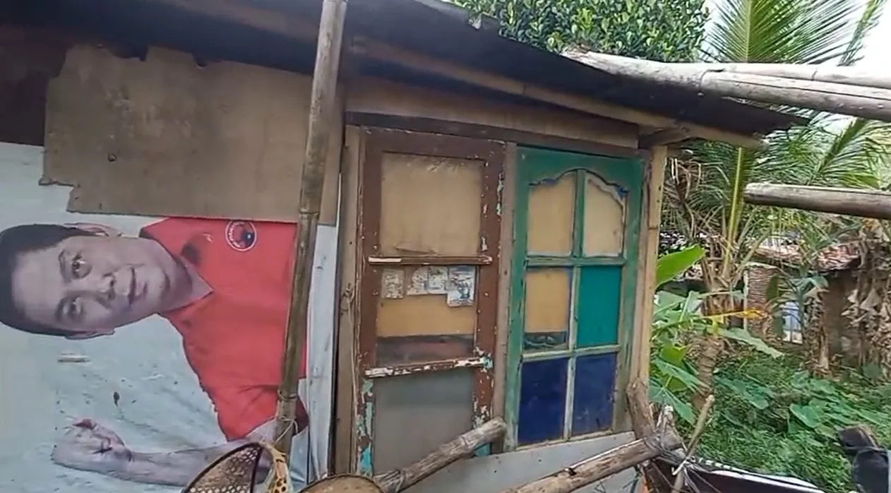 img 20250613 wa0015 Memprihatinkan, Mantan Penyanyi Lengger Ini Harus Mengamen Untuk Bertahan Hidup