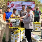 img 20250620 wa0020 Sambut Hari Bhayangkara ke-79, Polresta Cilacap Turun ke Sawah, Bantu Petani dan Warga