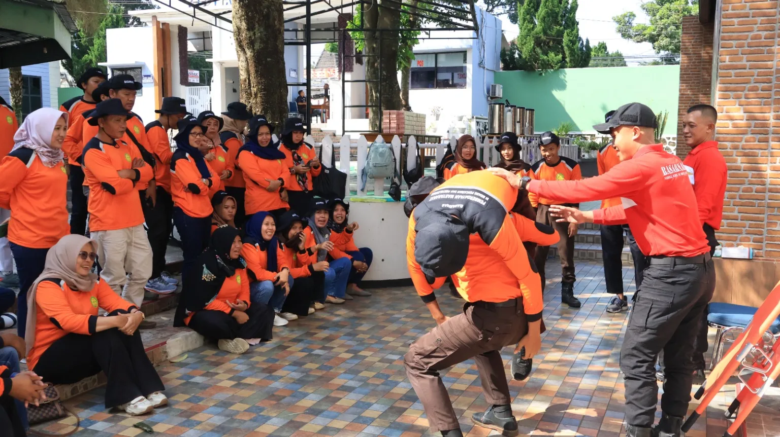 img 20250722 wa0000 160 Warga Banyumas Dilatih Jadi Garda Terdepan Penyelamatan Oleh Basarnas