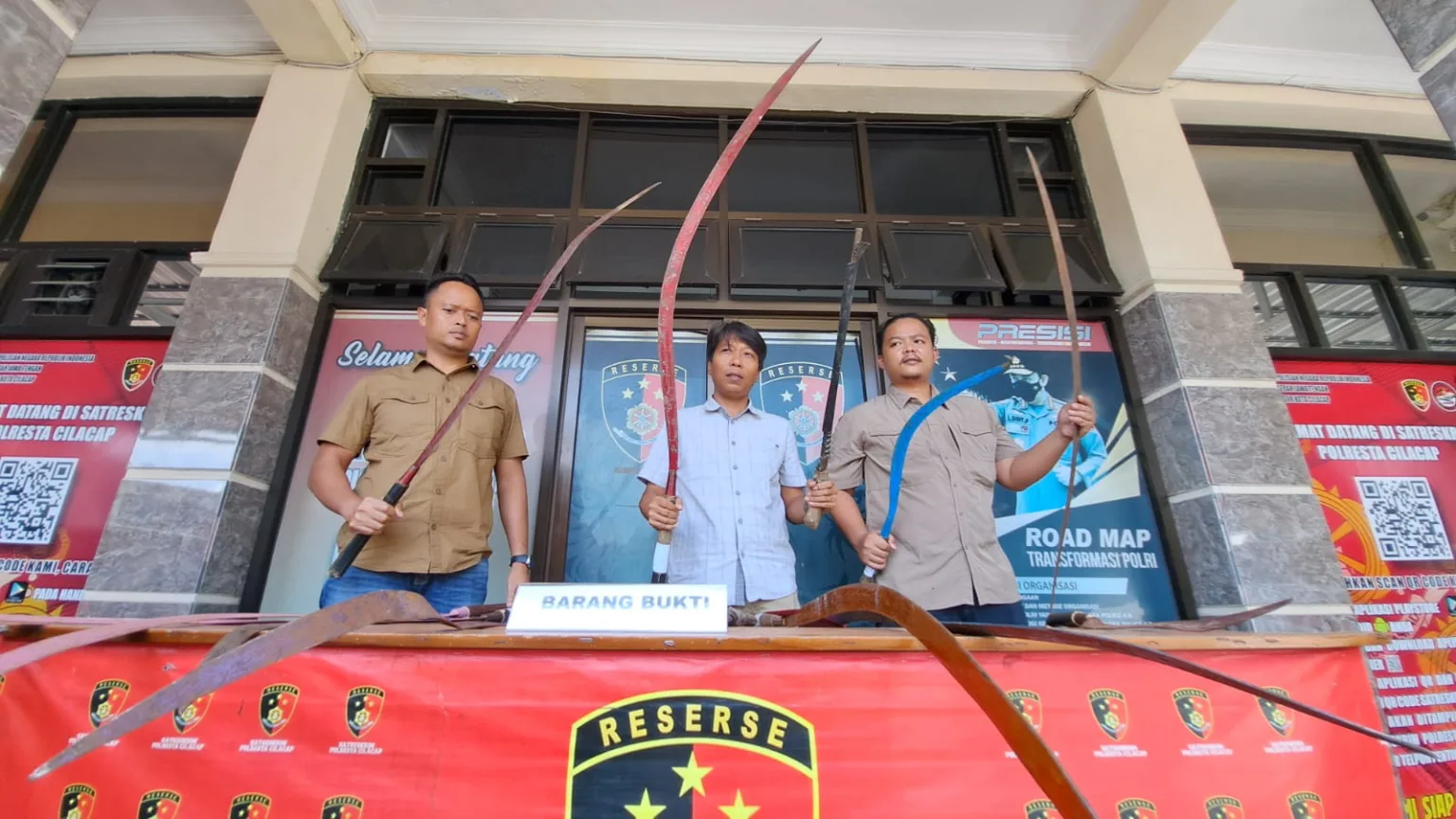 img 20250731 wa0013 Tawuran Geng Motor di Cilacap Makan Korban! Remaja Tewas Ditikam, Empat Tersangka Diamankan Polisi