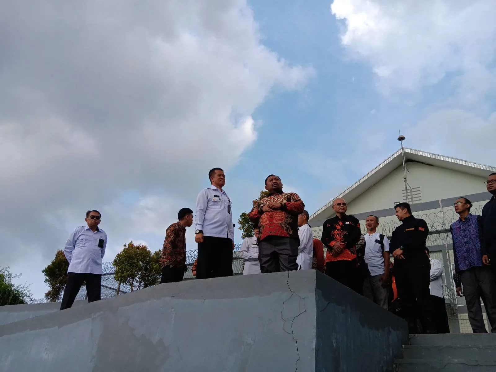 img 20250806 wa0033 Dorong Sinergi Penguatan Keamanan, Anggota DPR RI Kunjungi Lapas Karanganyar Nusakambangan