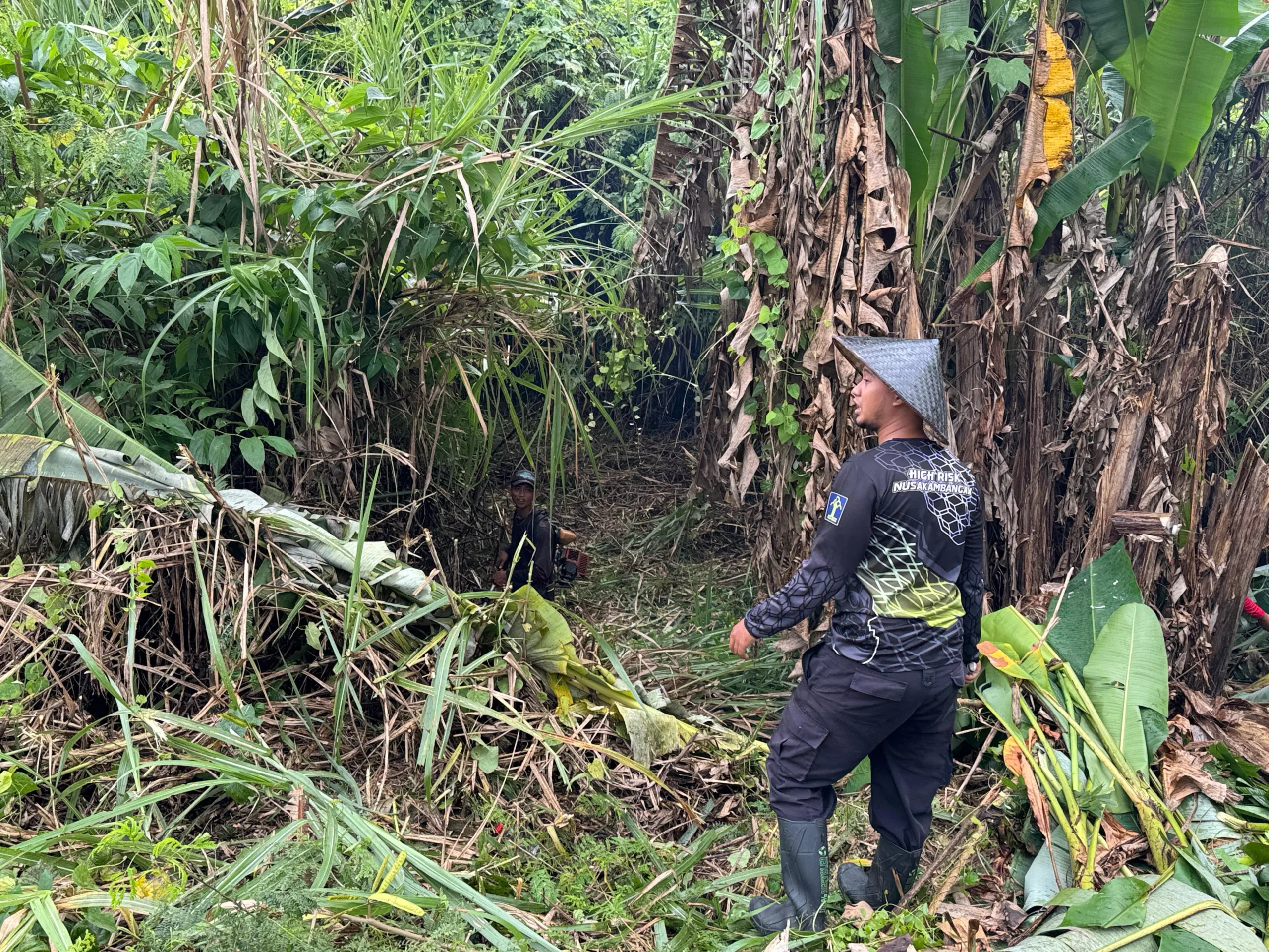 img 20250813 wa0031 scaled Lapas Karanganyar Siapkan Lahan untuk Ratusan Bibit Kelapa