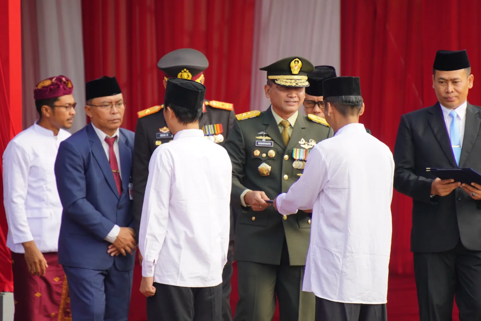 img 20250817 wa0066 48 Warga Binaan Lapas Nusakambangan Bebas pada HUT ke-80 RI