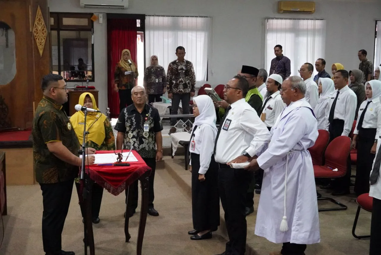 img 20250807 101925 781 Lantik Pejabat Fungsional, Wabup Tekankan Komitmen Pelayanan