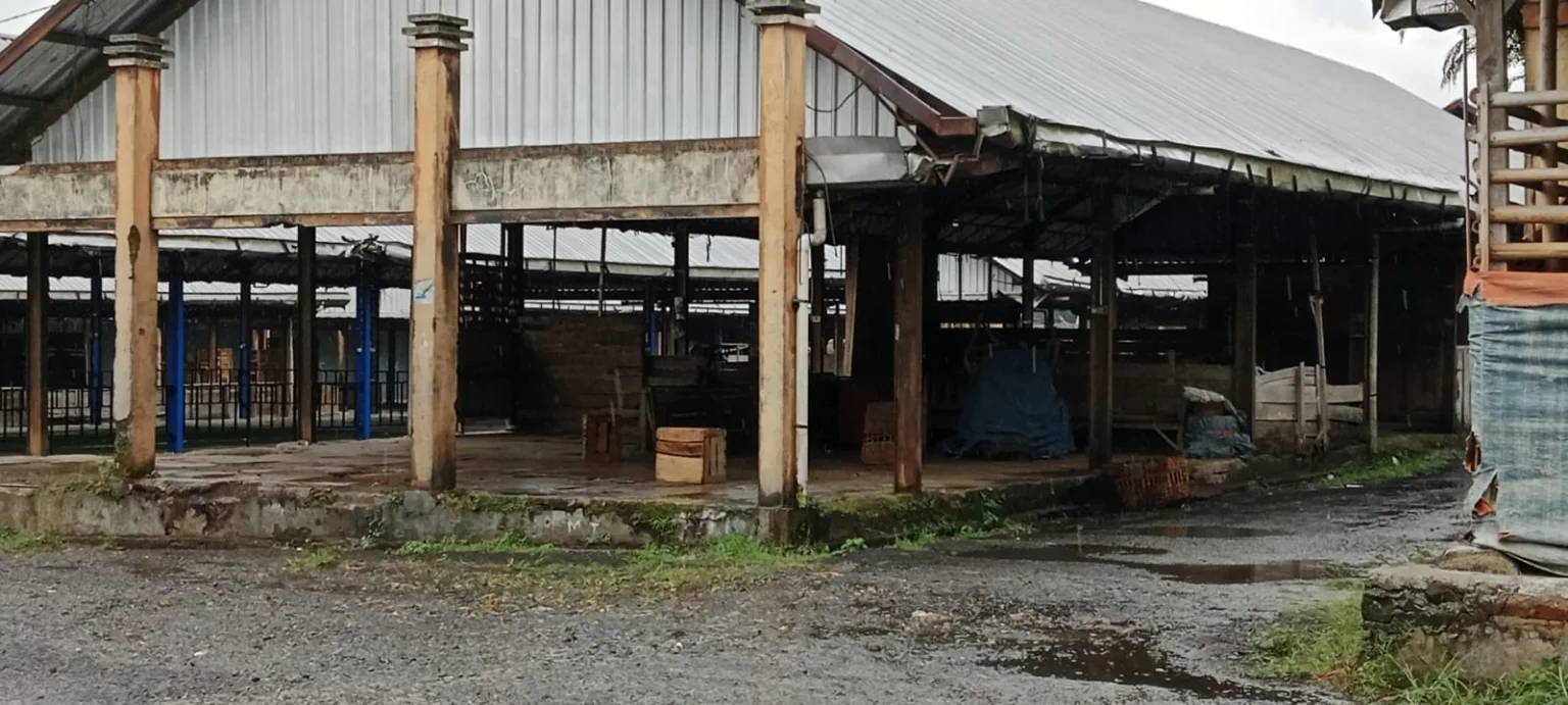 whatsapp image 2025 08 12 at 14.10.14 Banyak Los dan Kios Kosong, Pasar Salak Bakal Ditata Ulang