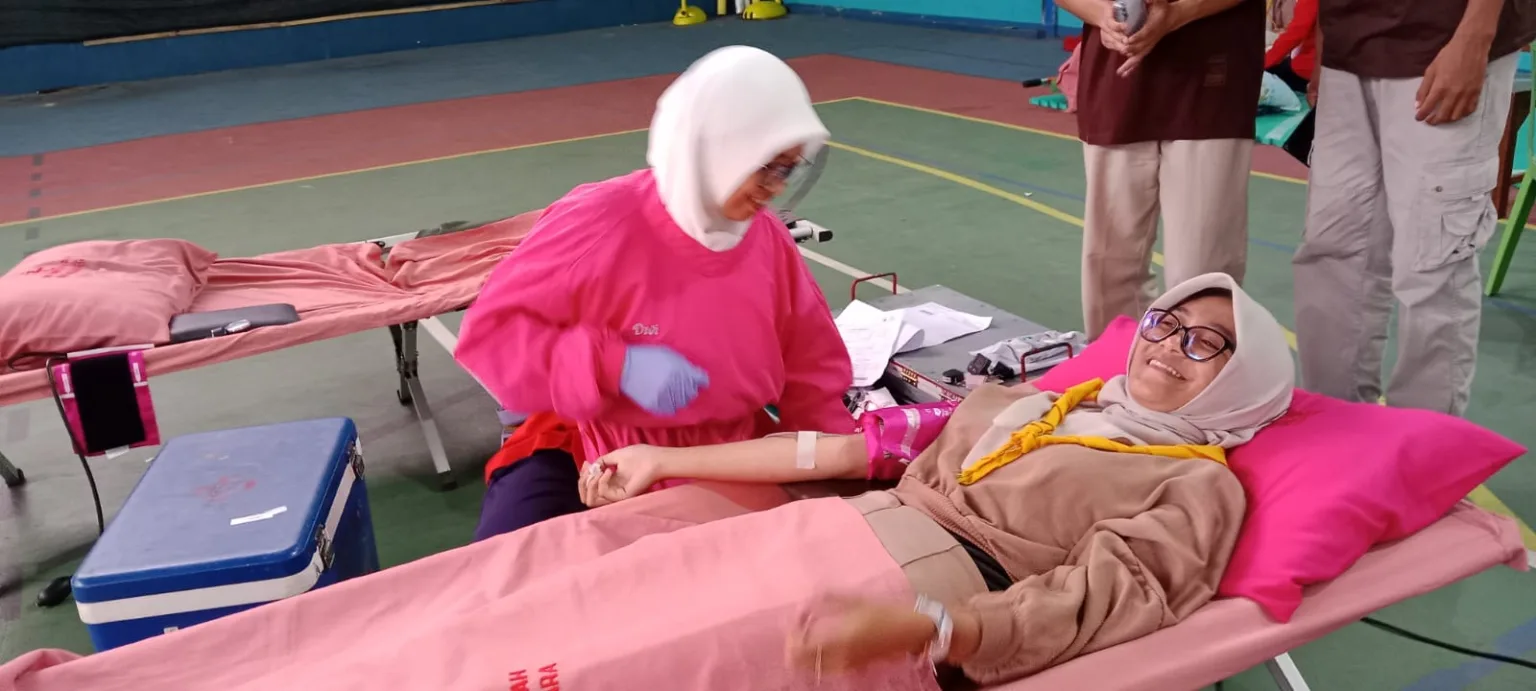 whatsapp image 2025 08 13 at 15.34.51 Sumbang Ribuan Kantong Darah, Muhammadiyah Pesantren Raih Penghargaan Bupati