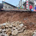 whatsapp image 2025 08 14 at 22.24.22 Hujan, Talud di Desa Cendana Longsor dan Ancam Rumah Warga