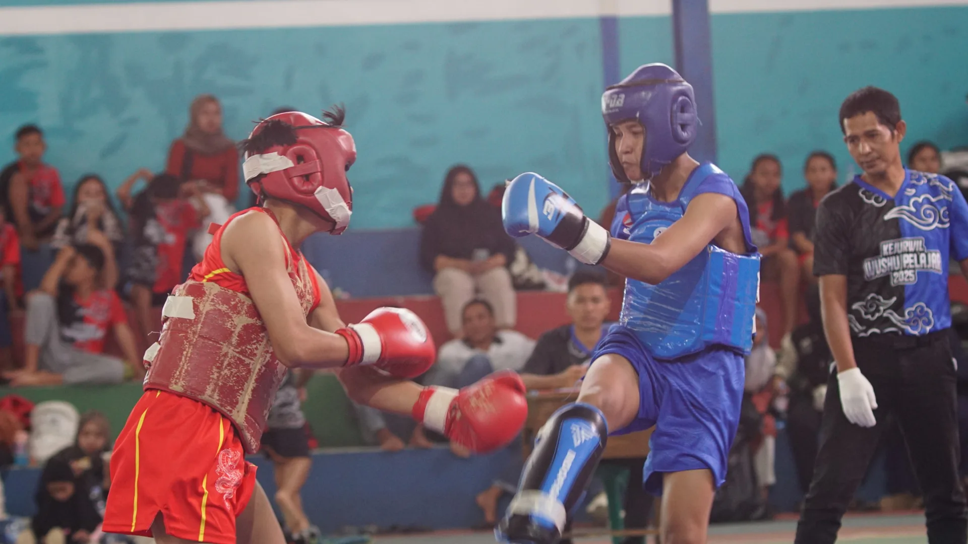 dsc03443 Banjarnegara dan Temanggung Juara Umum di Kejurwil Wushu