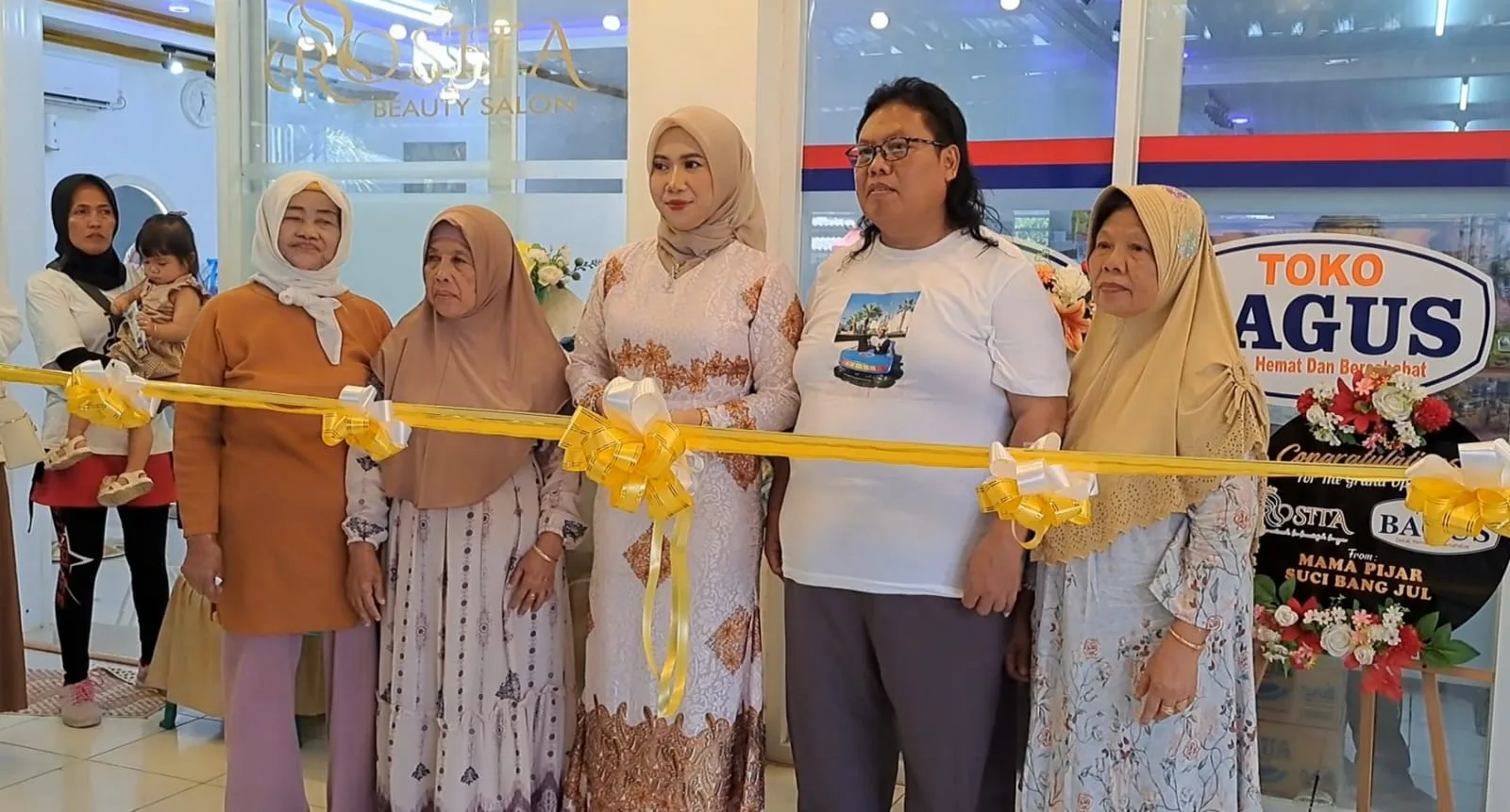 img 20250914 wa0016 Meriah! Launching Rosita Beauty Salon dan Toko Bagus Jadi Awal Baru Ekonomi Karangjati Sampang Cilacap