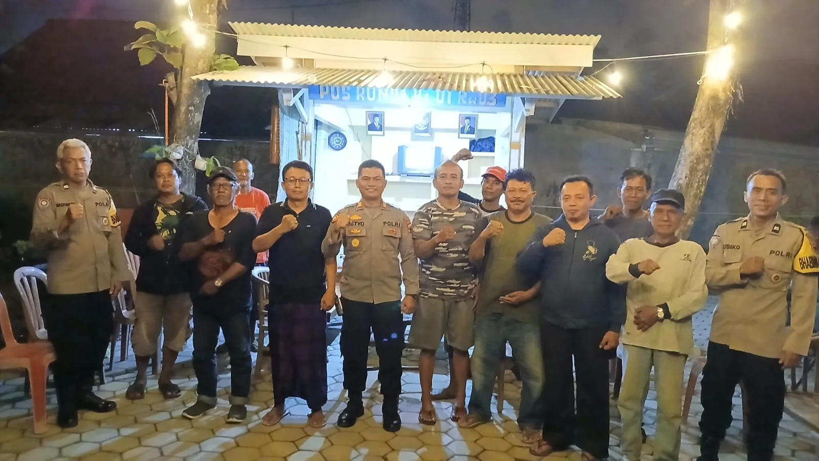 img 20250927 wa0007 Kapolsek Cilacap Utara Sambangi Pos Satkamling, Teguhkan Semangat Warga Jaga Lingkungan