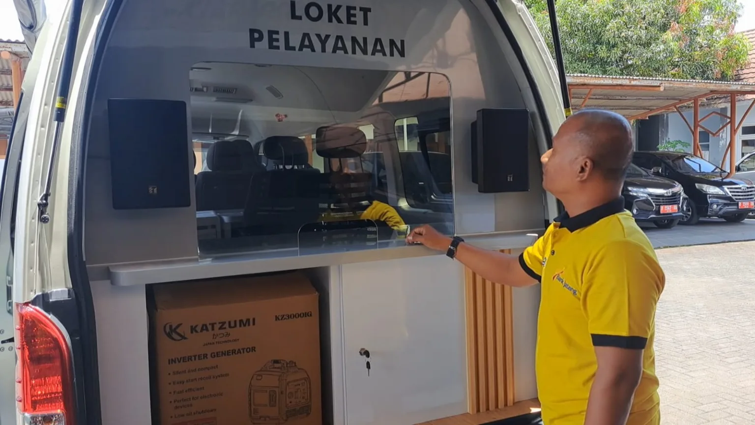 img 20251017 wa0019 Dekatkan Layanan ke Warga, Bapenda Cilacap Hadirkan Mobil Pajak Keliling