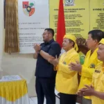 img 20251020 wa0023 Sepotong Tumpeng untuk Wabup Purbalingga di Tasyakuran HUT ke-61 Golkar