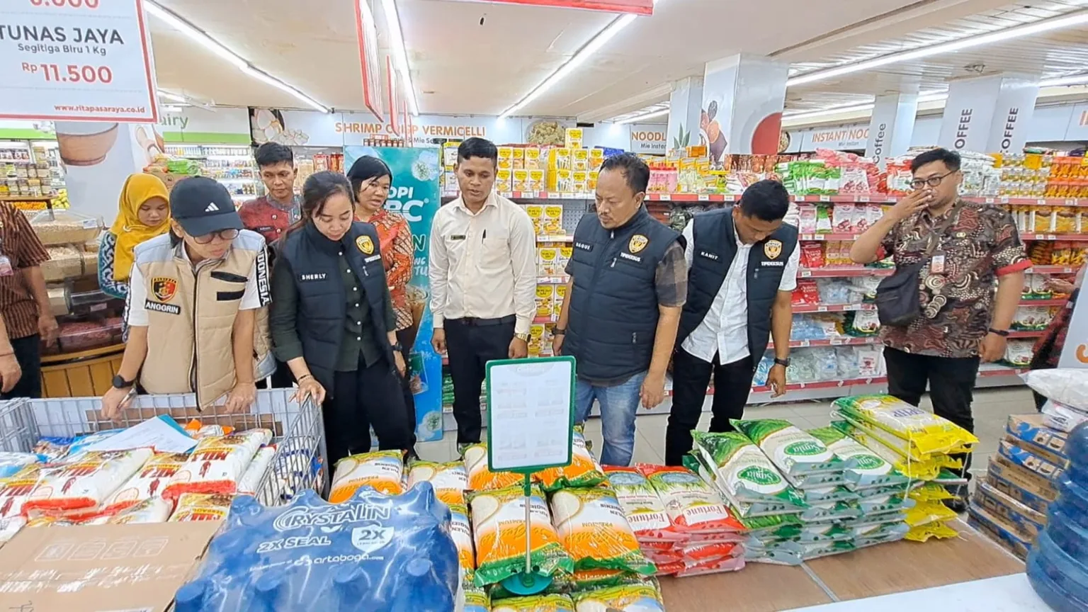 img 20251023 wa0032 Satgas Pangan Sidak Pasar di Cilacap, Pastikan Harga Beras Sesuai HET