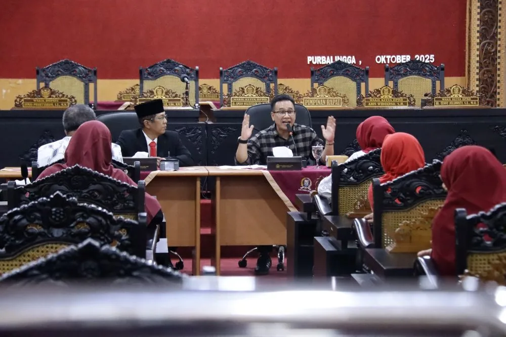 img 20251029 wa0000 Tuntut Perbaikan Kesejahteraan, Guru Madrasah Mengadu ke DPRD Purbalingga