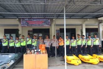 img 20251029 wa0005 Antisipasi Musim Hujan, Polresta Cilacap Siagakan Perahu dan Peralatan SAR