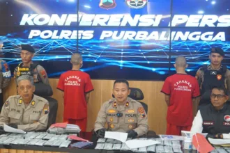 img 20251030 wa0000 Ribuan Butir Obat Terlarang Dari Jakarta Disita, Polres Purbalingga Bekuk Dua Tersangka 