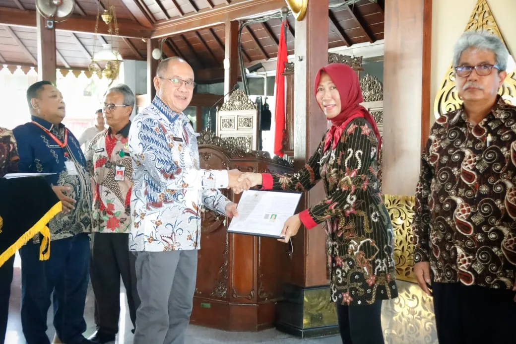 img 20251031 wa0006 Begini Pesan Bupati Banyumas Kepada 97 Pegawai yang Memasuki Masa Pensiun 