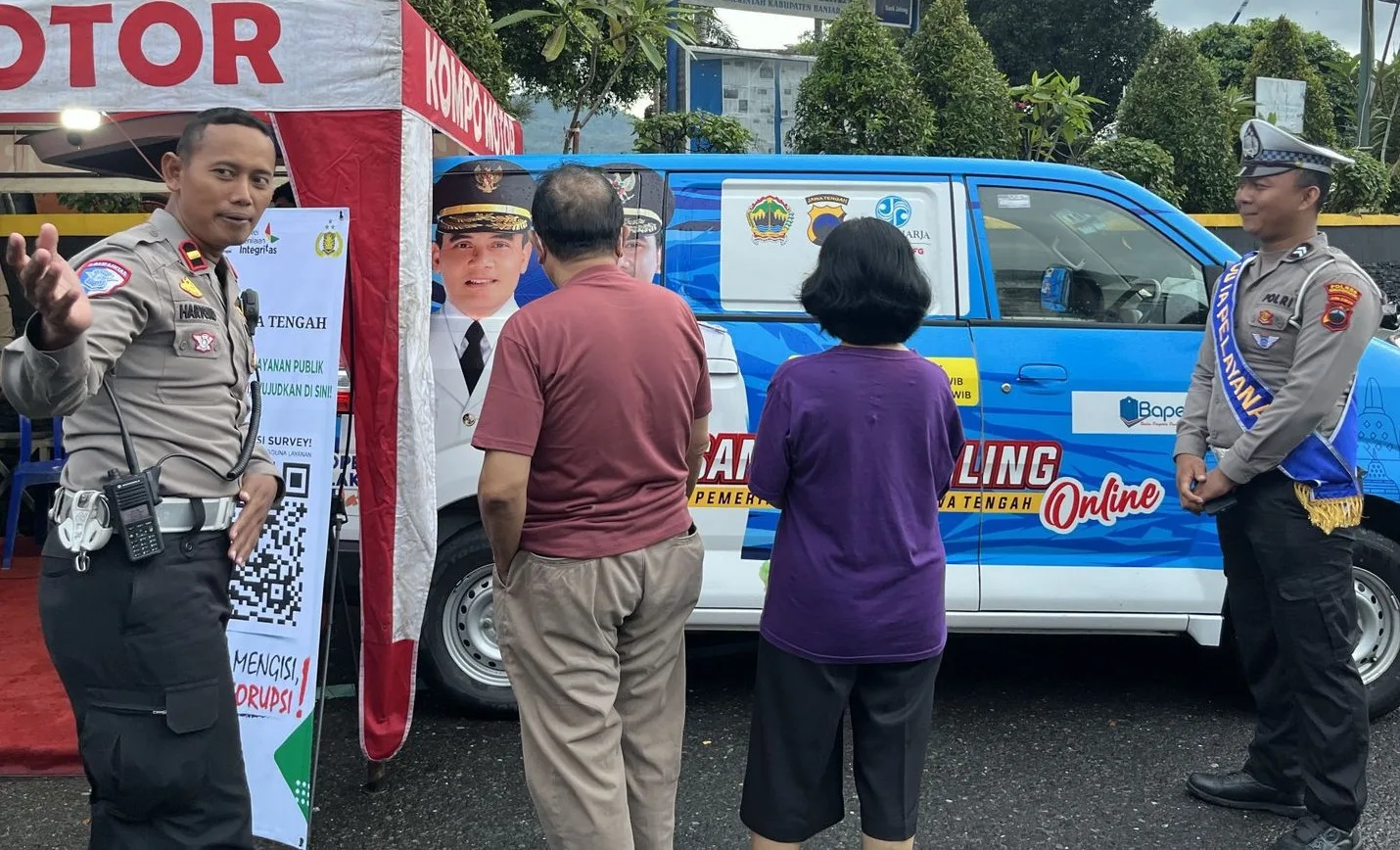 pelayanan keliling 1 Dekatkan Layanan Publik, Polres Banjarnegara Hadirkan SIM dan Samsat di Government Auto Show 2025