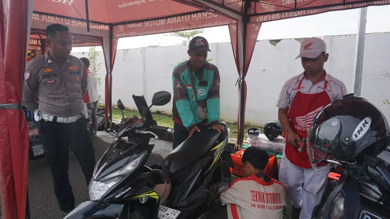 whatsapp image 2025 10 29 at 14.39.46 Polres Purbalingga Berikan Layanan Servis Kendaraan Gratis Bagi Pengemudi Ojol, Ini Tujuannya