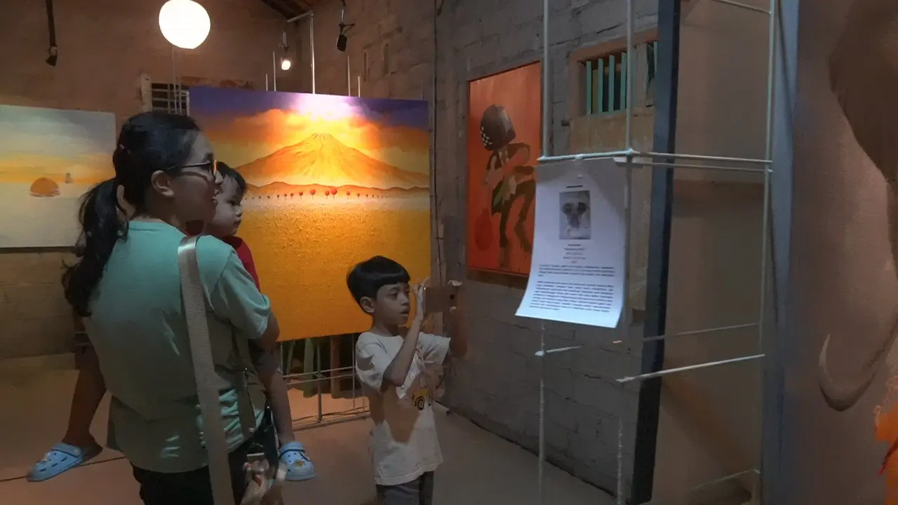 Cartoon Village Direja