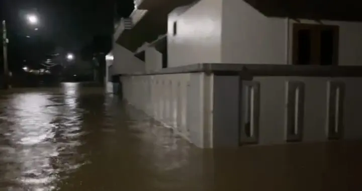 Banjir Purwokerto, Warga Perumahan Griya Satria Mandalatama Mengungsi