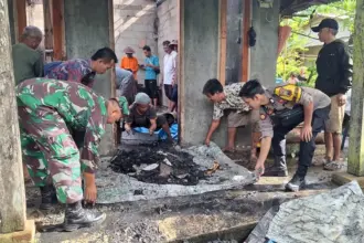 Kebakaran di Karanganyar