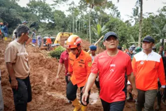 img 20251116 wa0175 1024x683 1 Gubernur Jateng Perintahkan Relokasi Besar! 3,5 Hektare Lahan Disiapkan untuk Korban Longsor Majenang