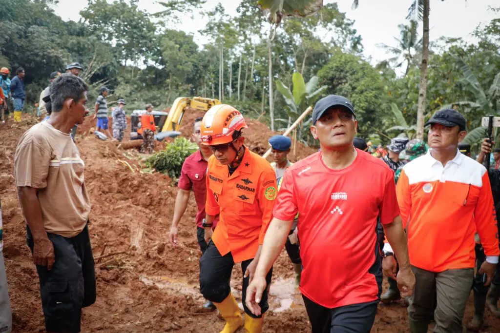 img 20251116 wa0175 1024x683 1 Gubernur Jateng Perintahkan Relokasi Besar! 3,5 Hektare Lahan Disiapkan untuk Korban Longsor Majenang
