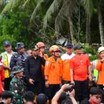 img 20251117 wa0030 Danlanal Cilacap Dampingi Gubernur Jateng Tinjau Longsor Majenang