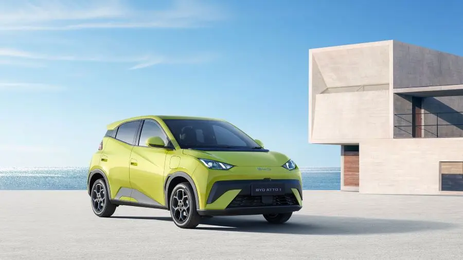 Mobil Listrik Terlaris 2025 BYD Atto 1
