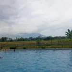 renang suasana perdesaan