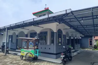 Penampakann mushola Al Ardhli Bancar, Purbalingga, tengah tengah menggagas program urban farming, Sabtu (15/11/2025).
