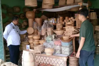 whatsapp image 2025 11 06 at 07.28.15 Keren! Rutan Banjarnegara Bakal Jadi Sentra Kerajinan Bambu, Warga Binaan Siap Berdaya