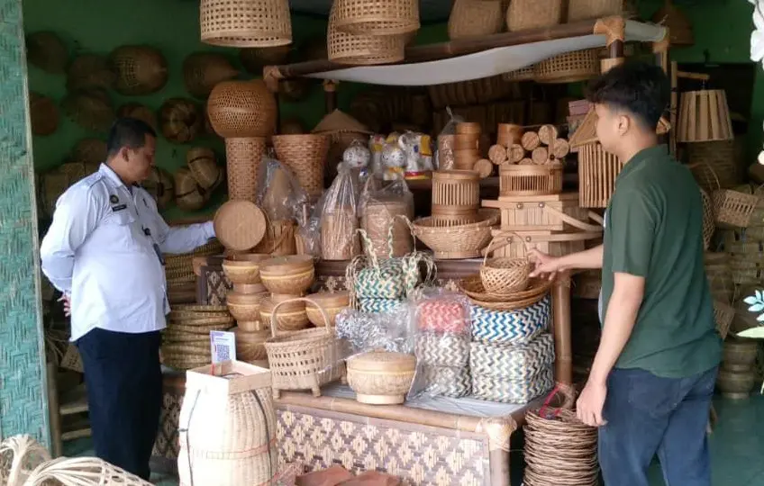 whatsapp image 2025 11 06 at 07.28.15 Keren! Rutan Banjarnegara Bakal Jadi Sentra Kerajinan Bambu, Warga Binaan Siap Berdaya