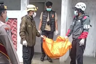 Mayat Bayi perempuan