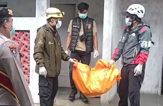 Mayat Bayi perempuan