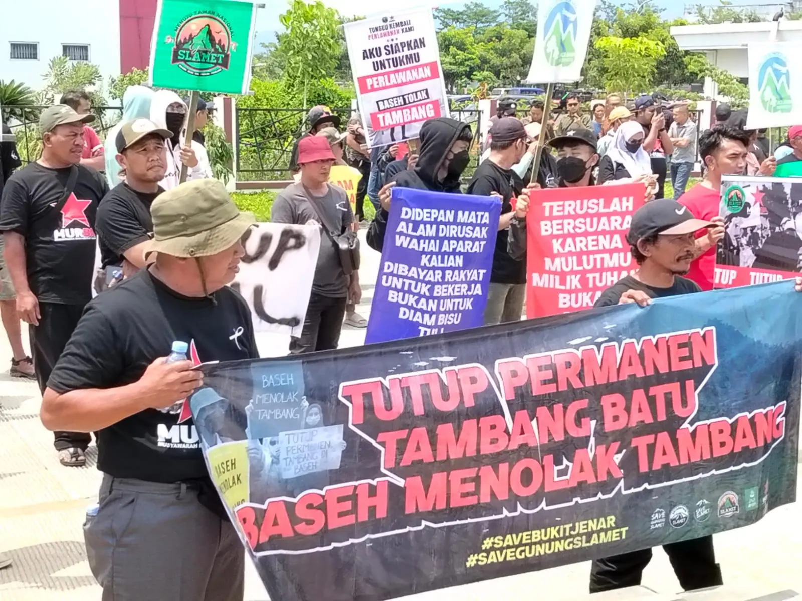 Proses Hukum Batasi Pencabutan Izin Tambang Granit PT Dinar Batu Agung ...