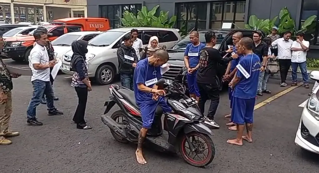 Rekonstruksi polisi gadungan banyumas