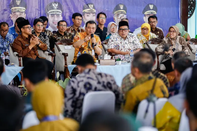 Pengusulan Gunung Slamet menjadi Taman Nasional, gubernur sampaikan dalam forum Musyawarah Perencanaan Pembangunan Wilayah (Musrenbangwil) Eks Keresidenan Pekalongan di Pendopo Kabupaten Batang pada Kamis, 24 April 2025 silam.