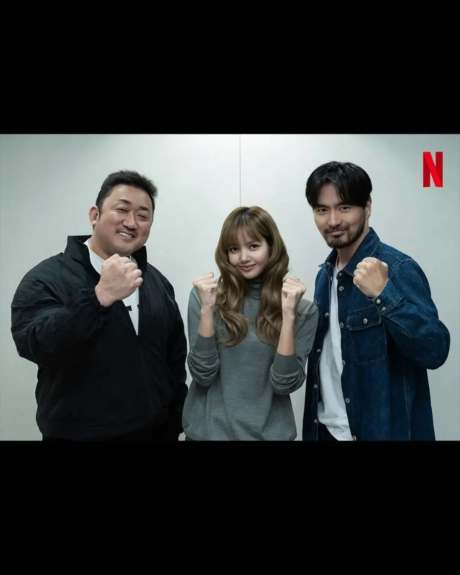 Lisa BLACKPINK beradu akting dengan aktor populer Ma Dong Seok dan Lee Jin Wook.