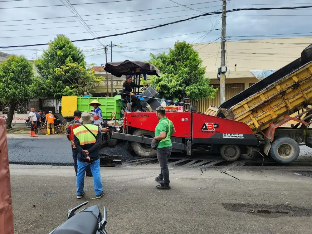 pemeliharaan jalan pujowiyoto lambat Pemeliharaan Jalan Pujowiyoto Lambat, DPUPR Purbalingga Beri Teguran
