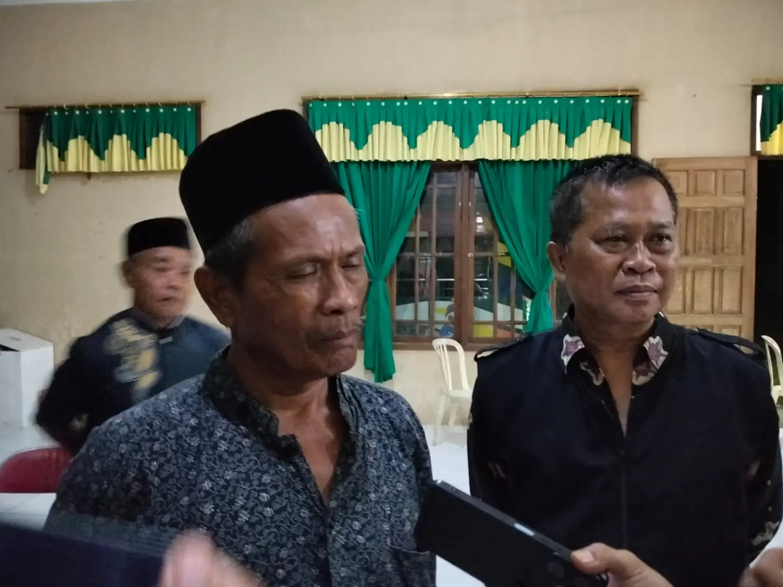 Warga klapagading kulon wangon banyumas