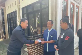 whatsapp image 2025 11 30 at 18.53.42 Berbagi di Hari Bhakti, Rutan Banjarnegara Turut Bantu Pembangunan Masjid Masyarakat