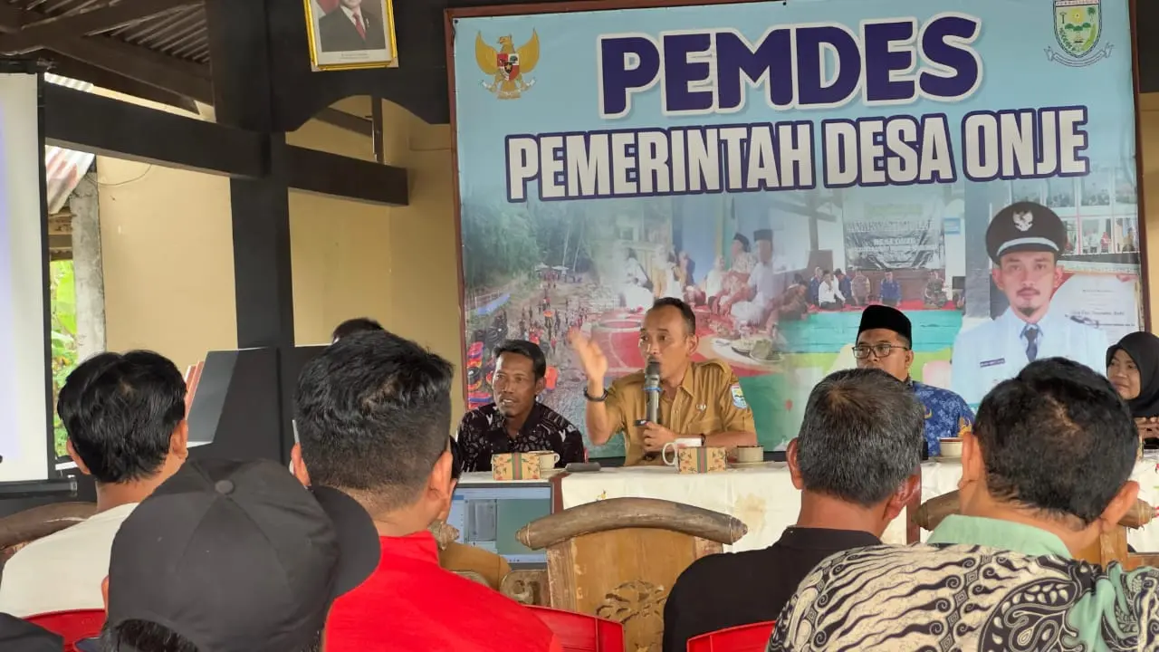 Pemdes Onje Sosialiasi Terbuka Penyaluran Bansos
