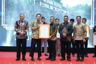 UBP Mrica terima penghargaan