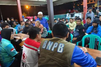 Salurkan BLT tahap III